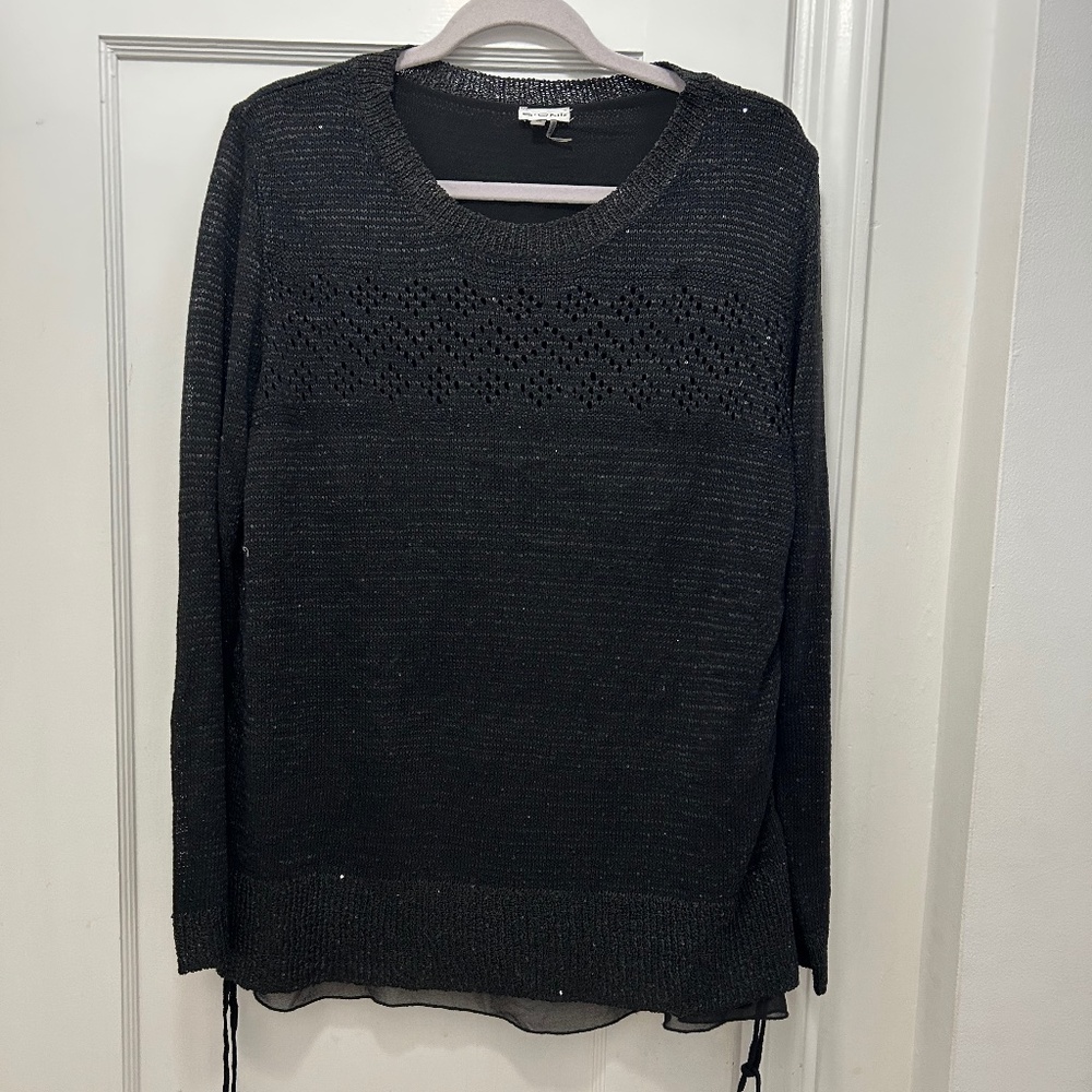 Gently worn Women's dressy black sweater with sparkle size XL